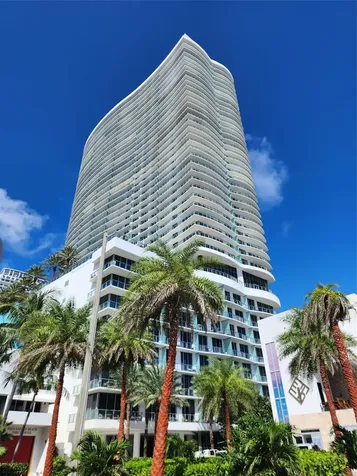 4111 S Ocean Drive Hollywood FL 33019