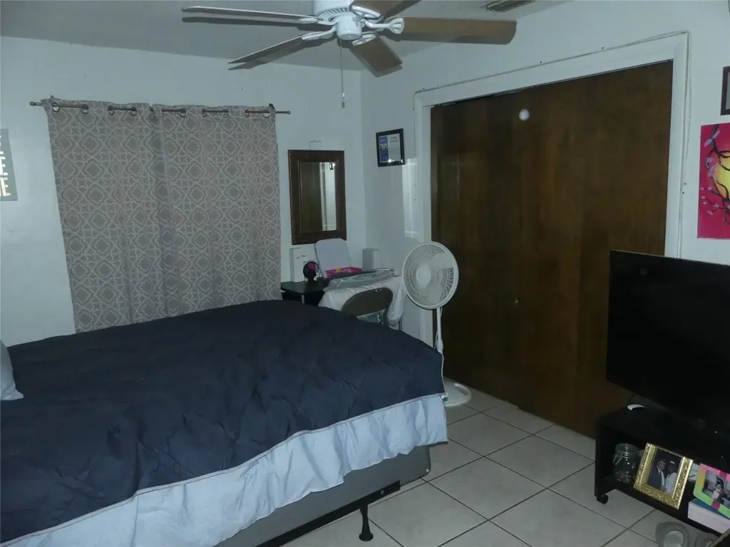 4725 SW 65th Avenue Davie FL 33314