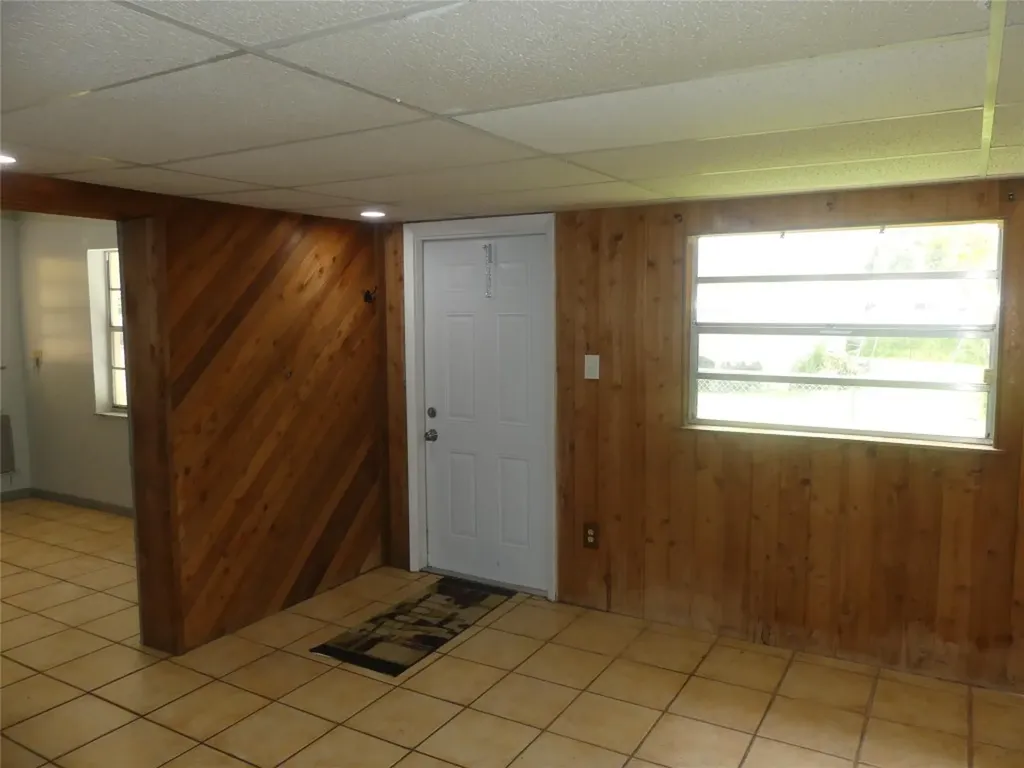 4725 SW 65th Avenue Davie FL 33314