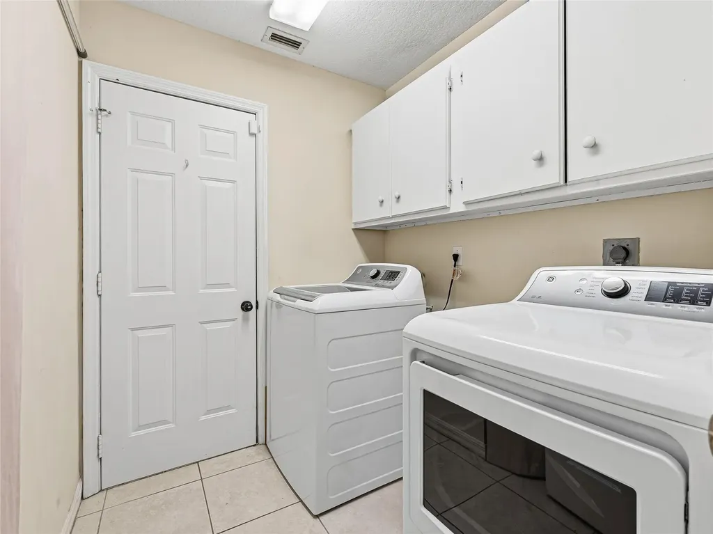 2537 SW Deckard Street SW Port St Lucie FL 34953