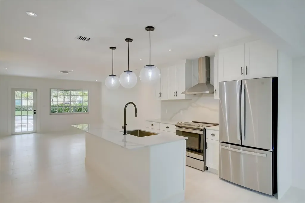820 NE 23rd Avenue Pompano Beach FL 33062