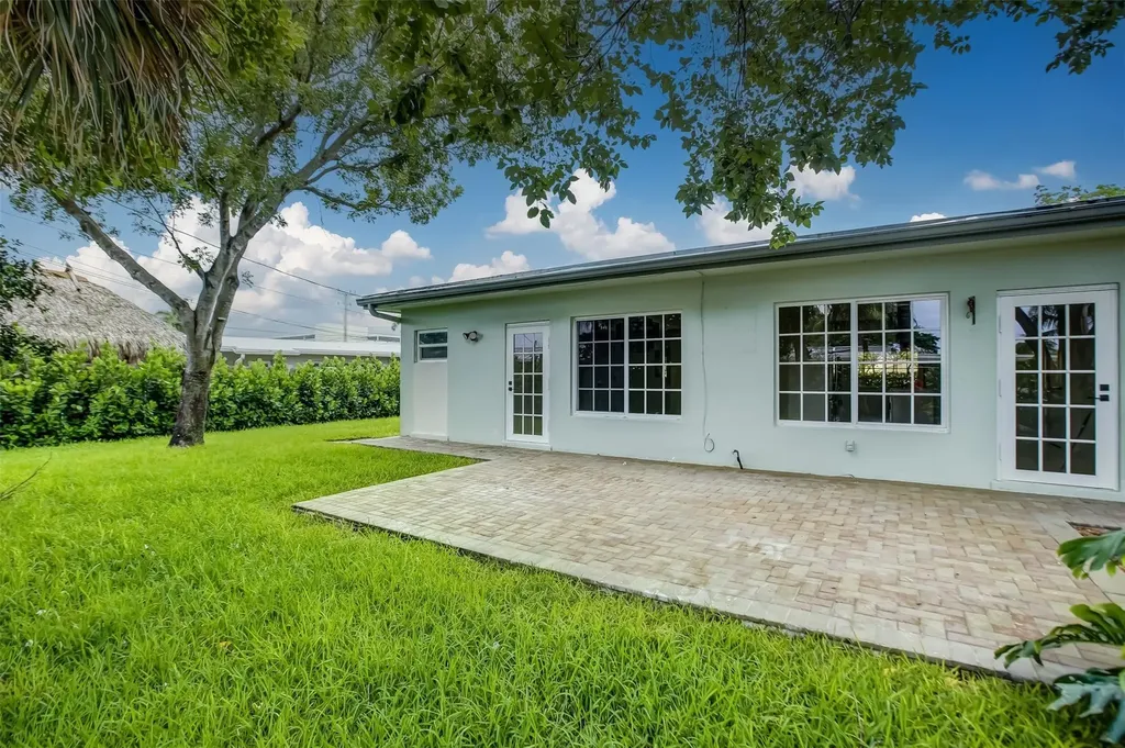 820 NE 23rd Avenue Pompano Beach FL 33062