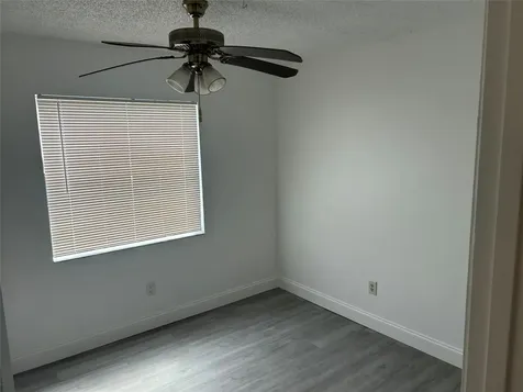 871 NE 207th Terrace Miami FL 33179