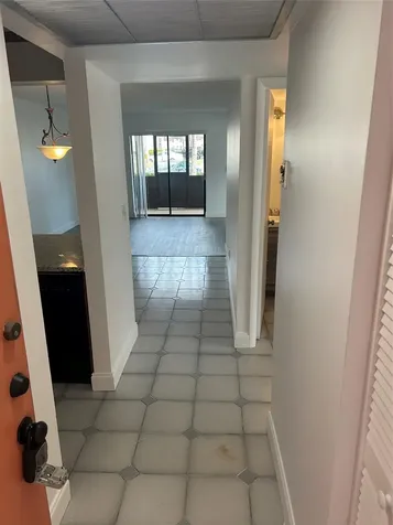 871 NE 207th Terrace Miami FL 33179