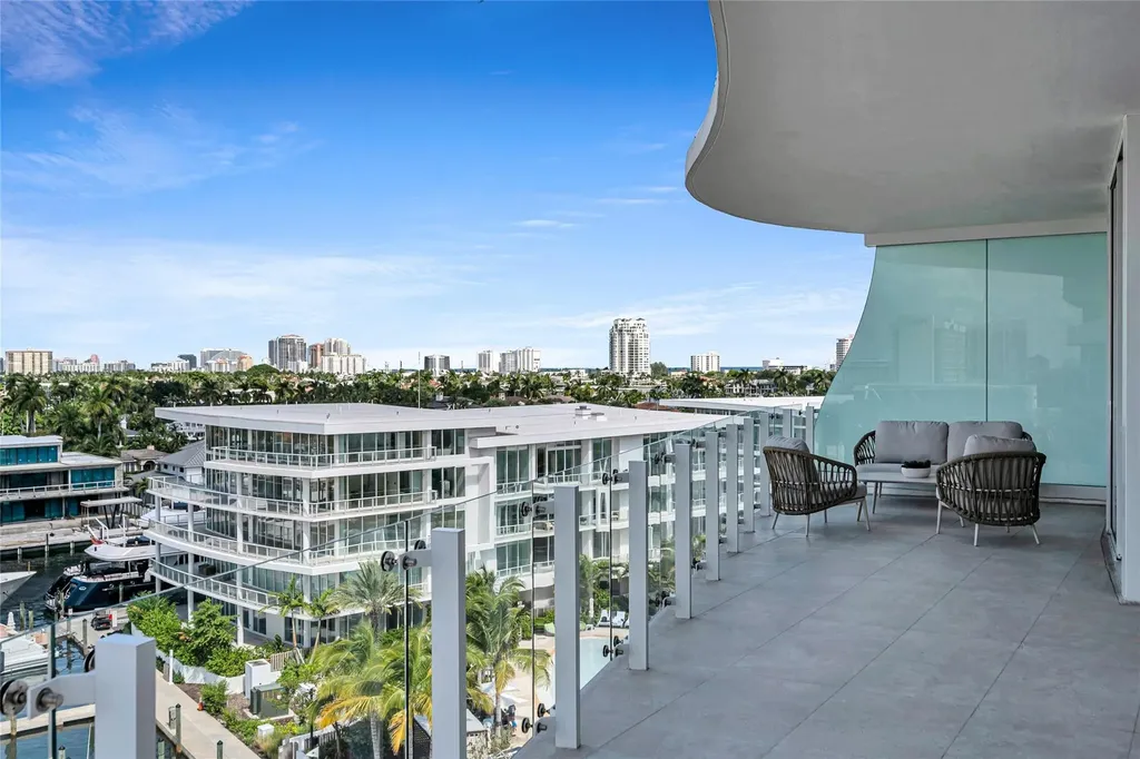 2241 SE 17th Street Fort Lauderdale FL 33316