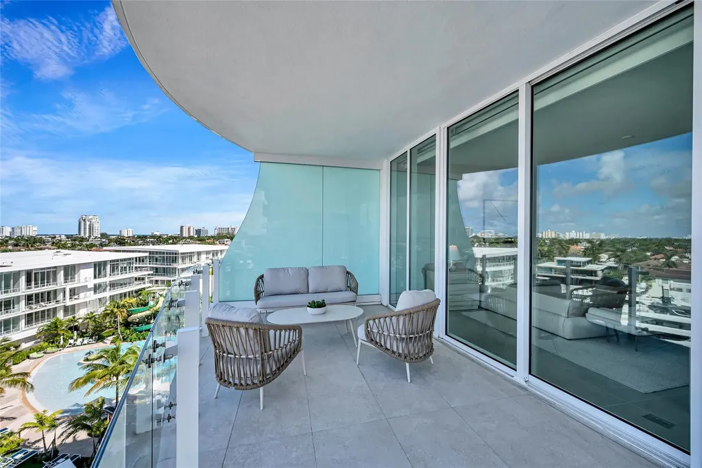 2241 SE 17th Street Fort Lauderdale FL 33316