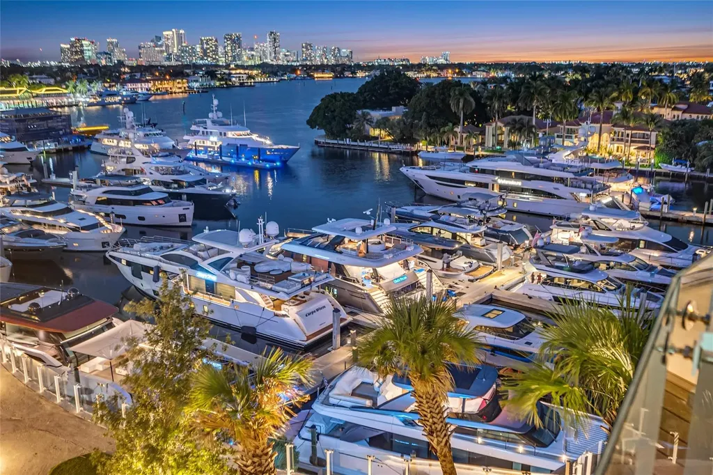2241 SE 17th Street Fort Lauderdale FL 33316