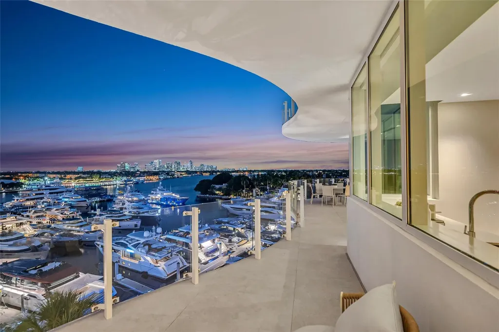 2241 SE 17th Street Fort Lauderdale FL 33316