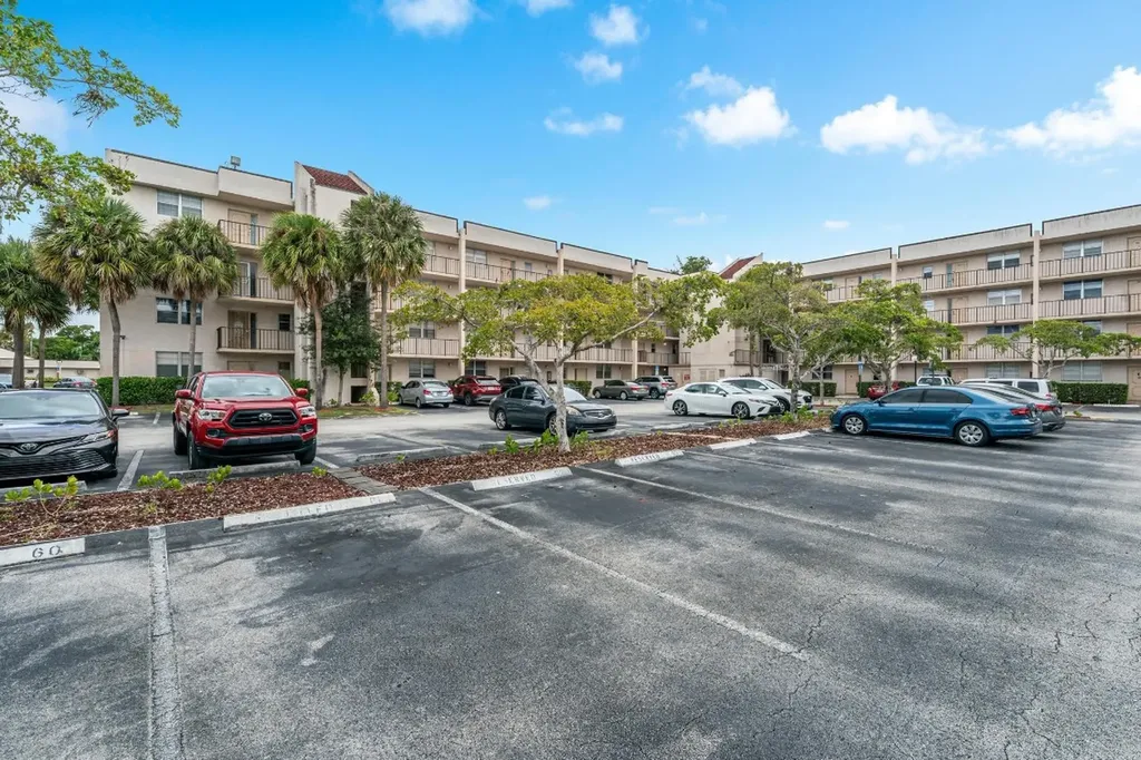2551 Aragon Boulevard Sunrise FL 33322