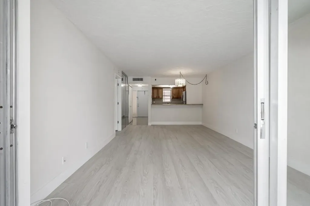 2551 Aragon Boulevard Sunrise FL 33322