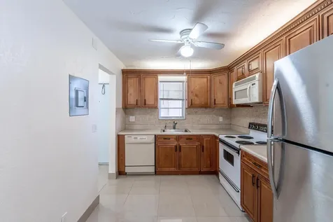 2551 Aragon Boulevard Sunrise FL 33322