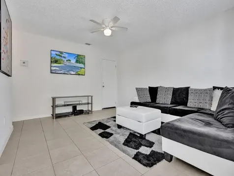 4422 Seagrape Drive Lauderdale By The Sea FL 33308