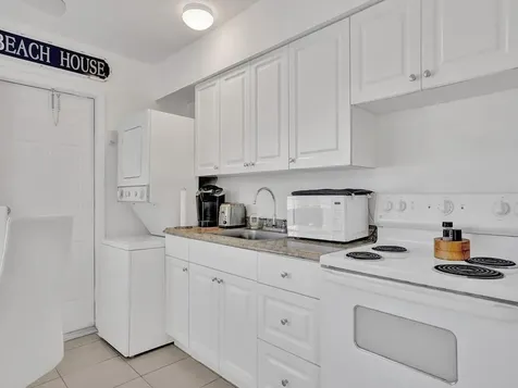 4422 Seagrape Drive Lauderdale By The Sea FL 33308