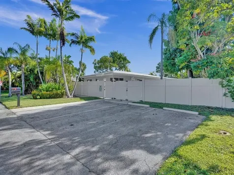 4422 Seagrape Drive Lauderdale By The Sea FL 33308