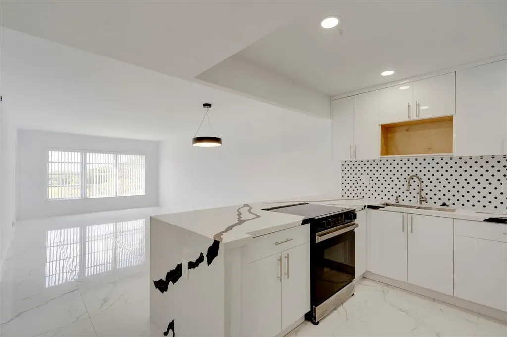 3050 N Palm Aire Drive Pompano Beach FL 33069