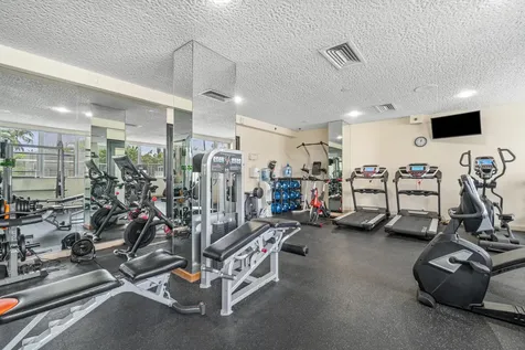 3000 Holiday Drive Fort Lauderdale FL 33316