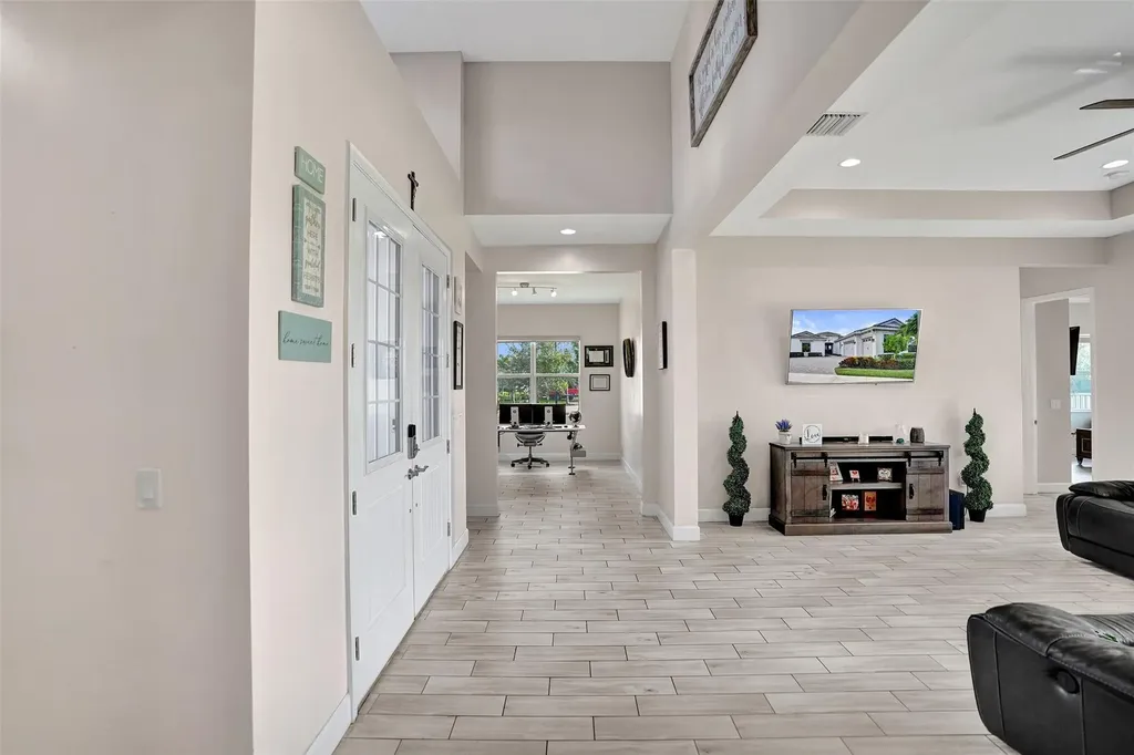 5975 Kingfisher Boulevard Westlake FL 33470