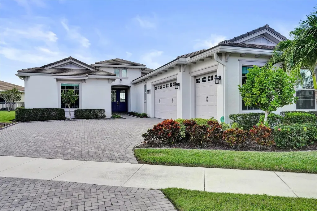 5975 Kingfisher Boulevard Westlake FL 33470