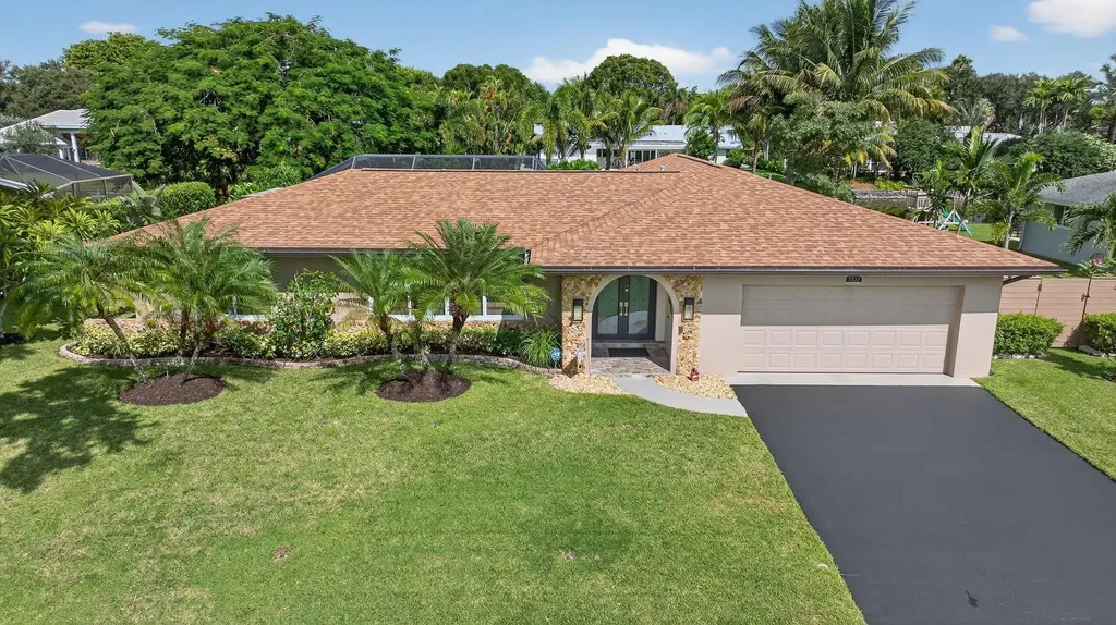 7337 SW 9th Court Plantation FL 33317