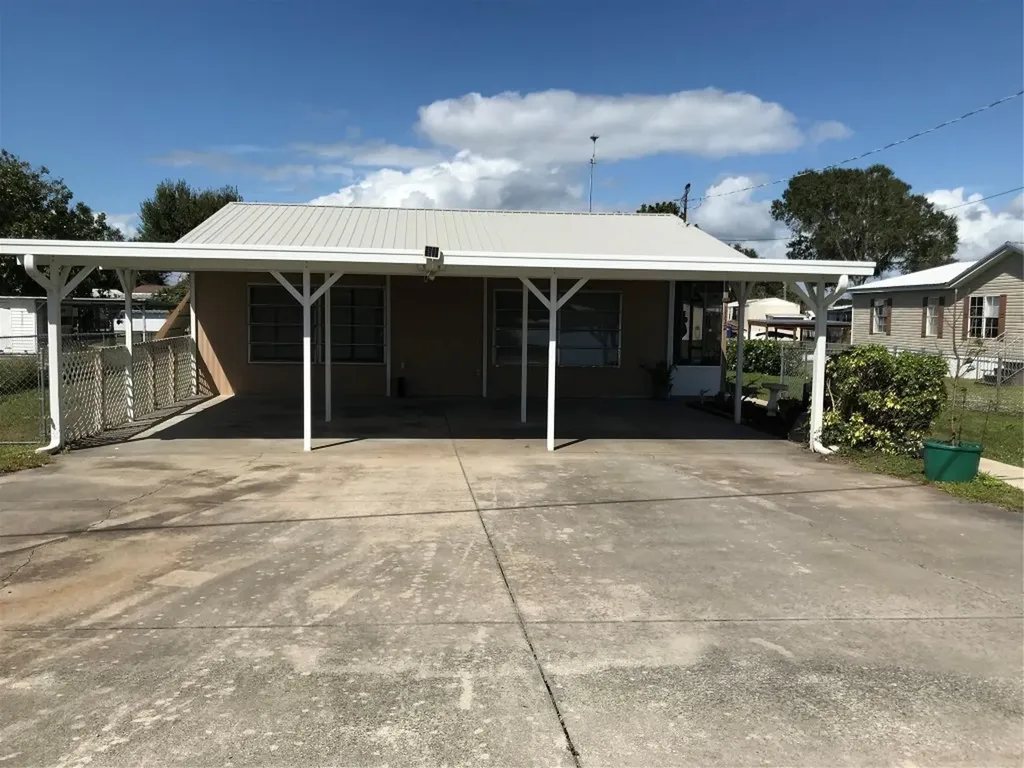 1112 21st Street Okeechobee FL 34974