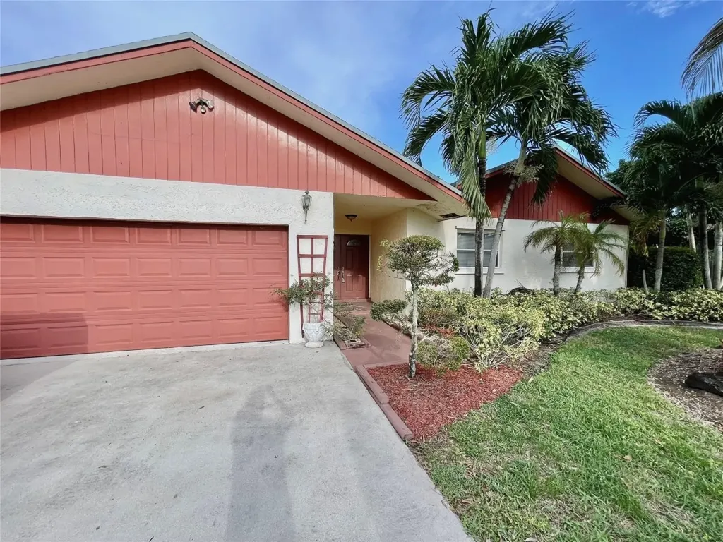 9133 NW 48th Street Sunrise FL 33351