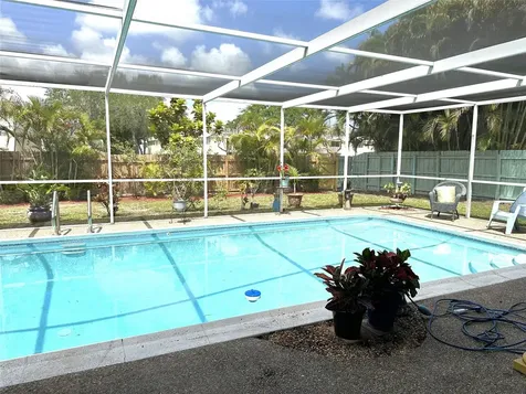 4201 Thomas Street Hollywood FL 33021