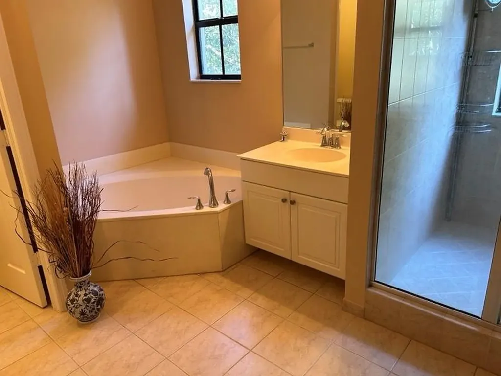 6132 Grand Cypress Circle Pompano Beach FL 33073