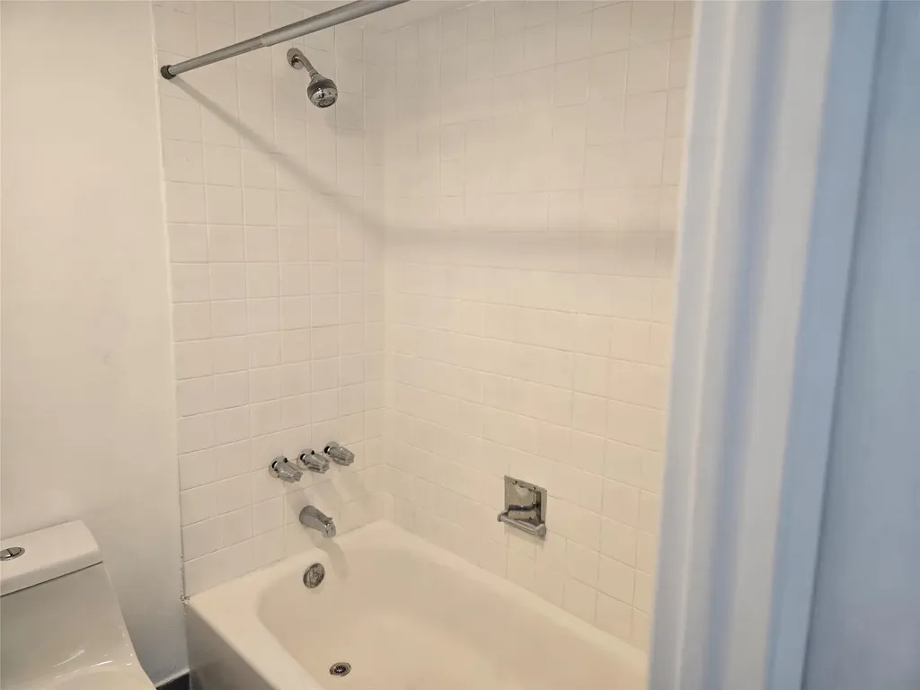 1100 NW 87th Avenue Coral Springs FL 33071