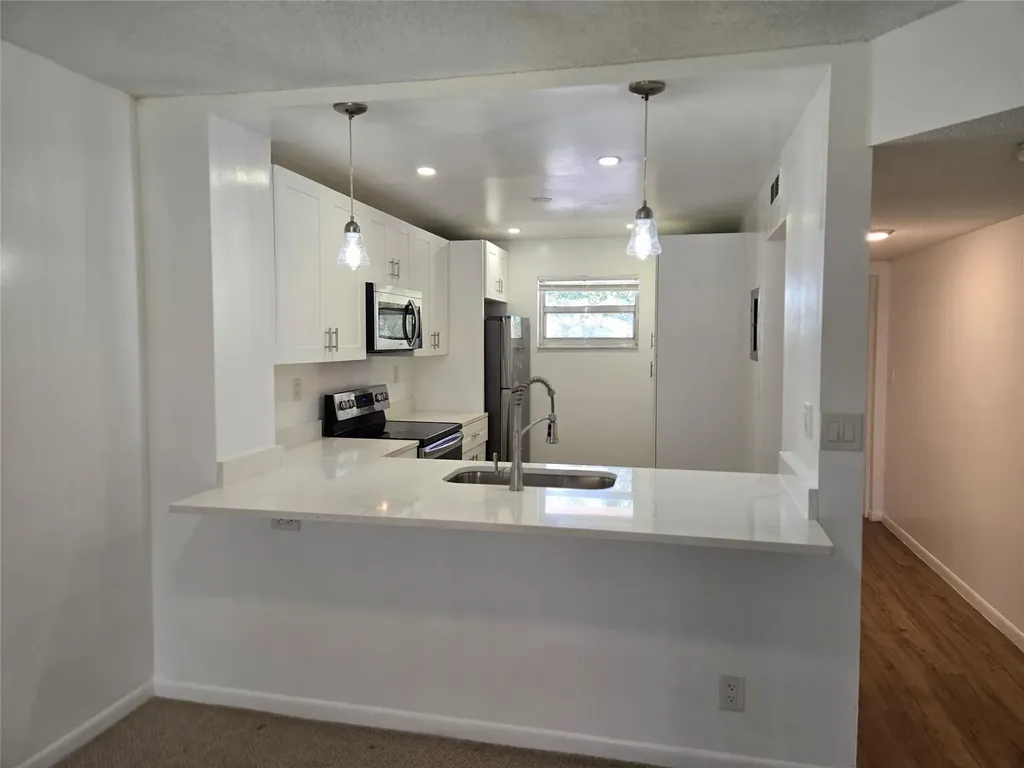 1100 NW 87th Avenue Coral Springs FL 33071