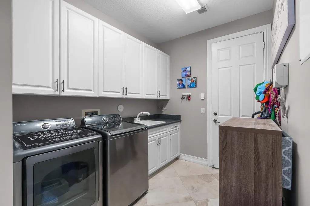 7797 Maywood Crest Drive West Palm Beach FL 33412