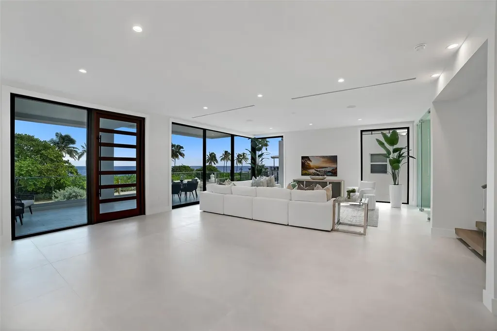 1813 N Fort Lauderdale Beach Boulevard Fort Lauderdale FL 33305
