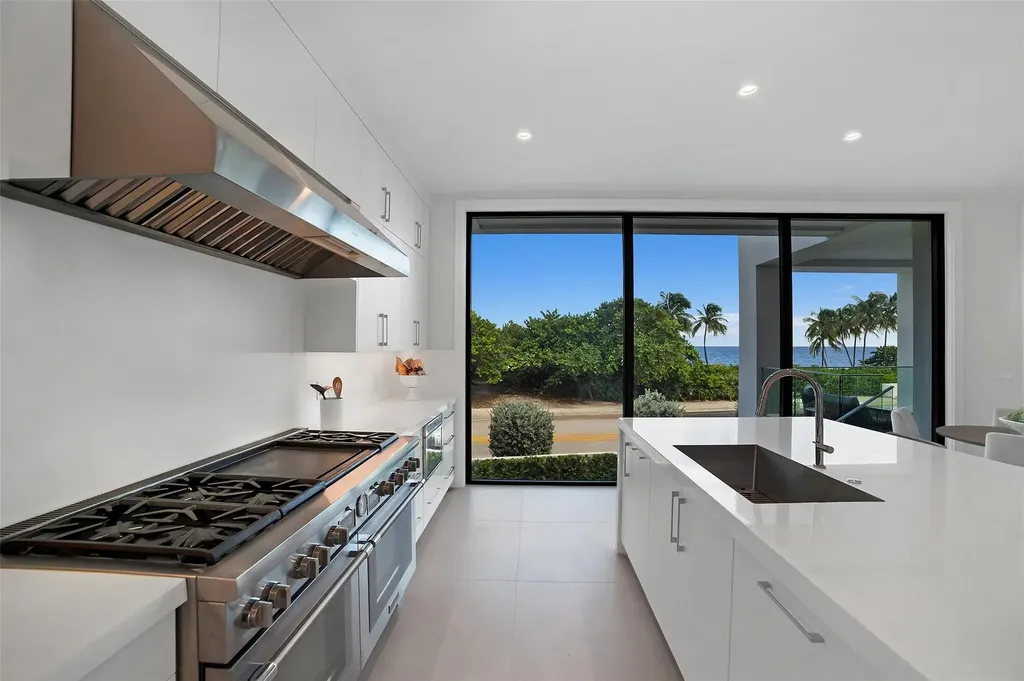 1813 N Fort Lauderdale Beach Boulevard Fort Lauderdale FL 33305