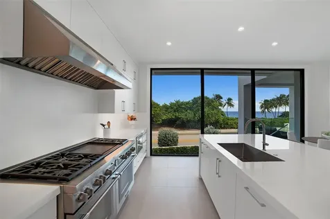 1813 N Fort Lauderdale Beach Boulevard Fort Lauderdale FL 33305