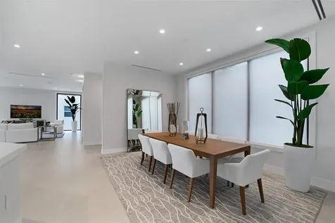 1813 N Fort Lauderdale Beach Boulevard Fort Lauderdale FL 33305