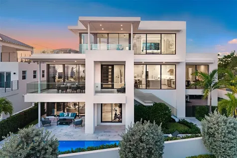 1813 N Fort Lauderdale Beach Boulevard Fort Lauderdale FL 33305