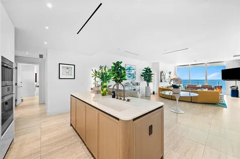 525 N Fort Lauderdale Beach Boulevard Fort Lauderdale FL 33304