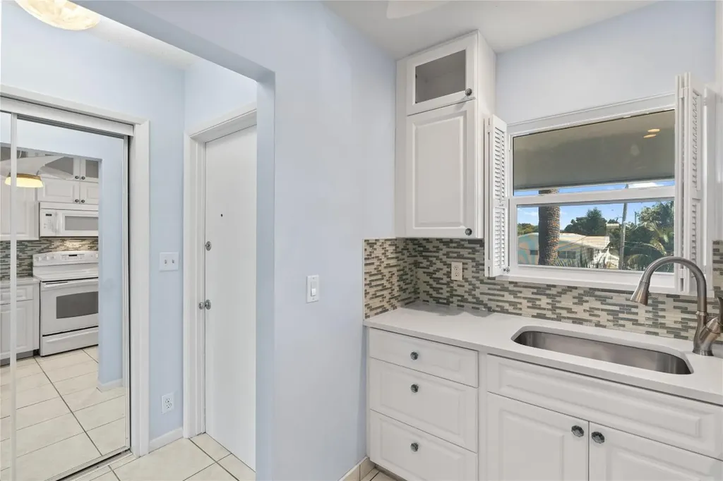 2050 NE 39th Street Pompano Beach FL 33064