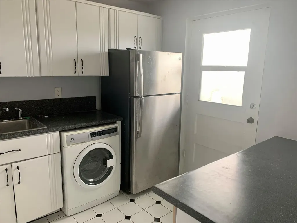 5700 NW 2nd Avenue Boca Raton FL 33487