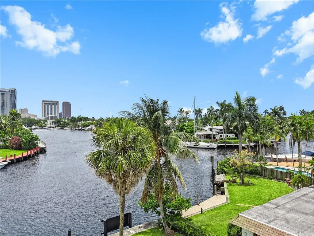 522 SW 9th Terrace Fort Lauderdale FL 33312