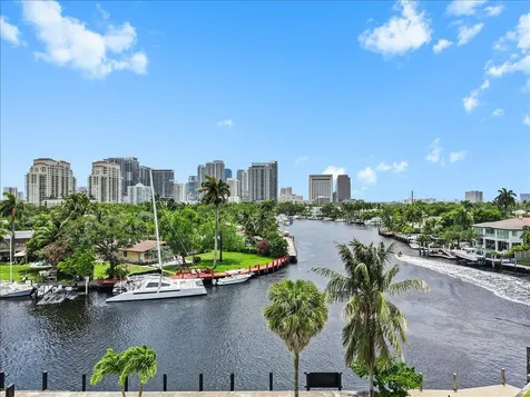 522 SW 9th Terrace Fort Lauderdale FL 33312