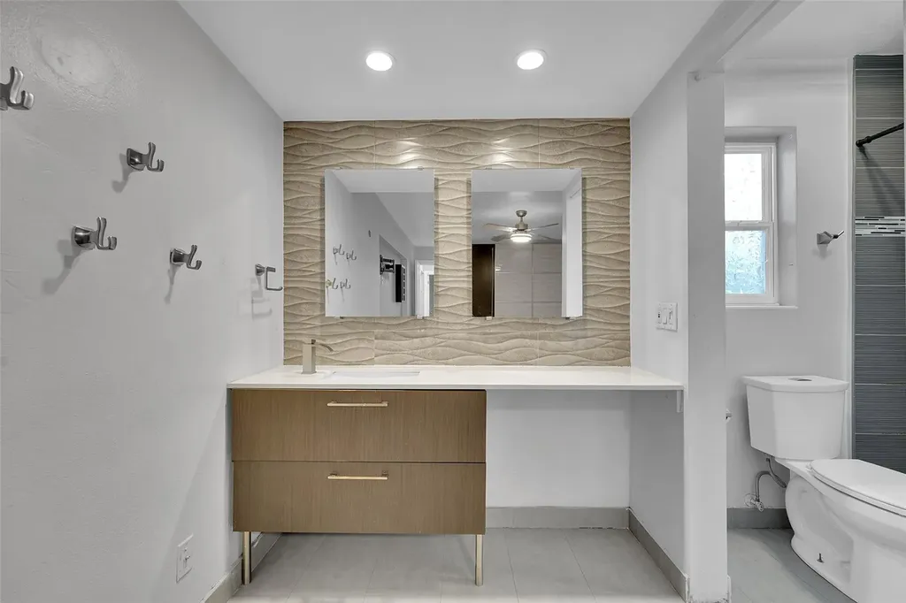 6501 NW 24th Court Sunrise FL 33313