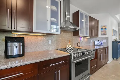 732 NE 15th Avenue Fort Lauderdale FL 33304