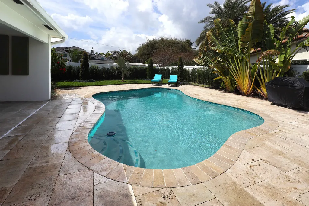 2201 SE 20th Street Fort Lauderdale FL 33316