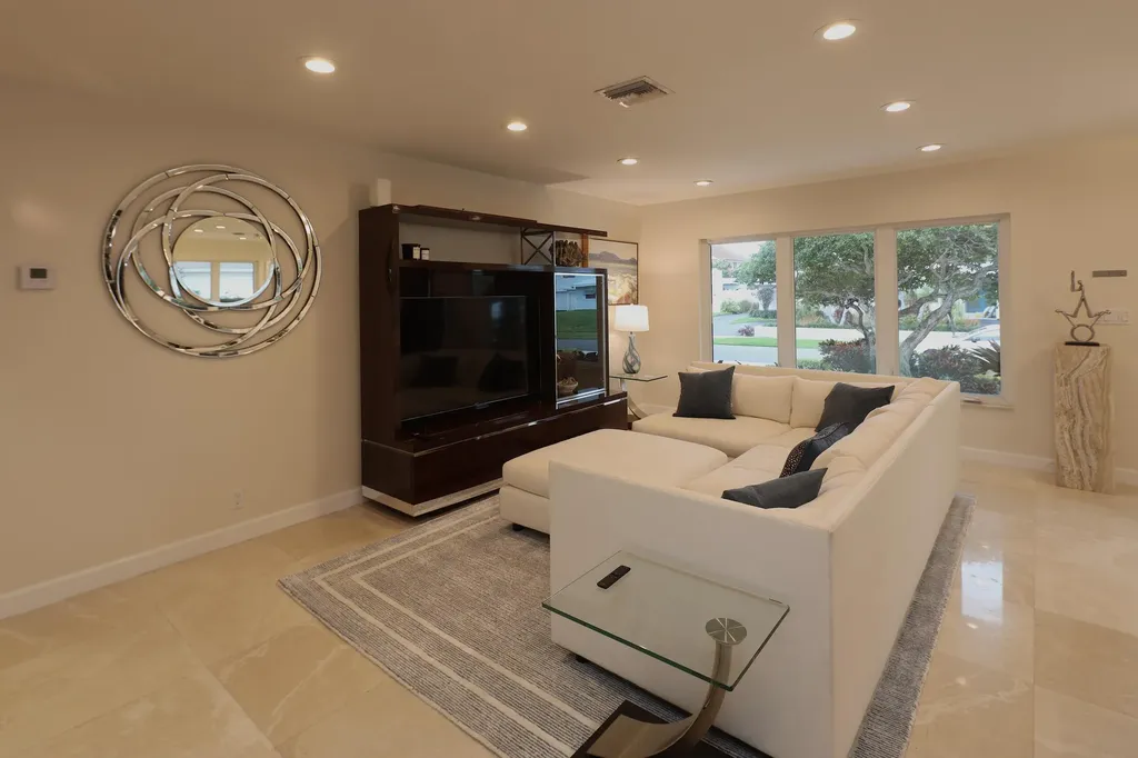 2201 SE 20th Street Fort Lauderdale FL 33316