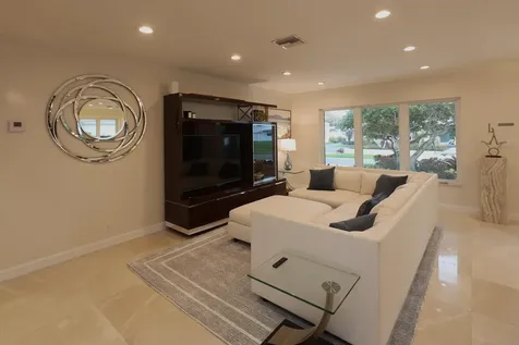 2201 SE 20th Street Fort Lauderdale FL 33316