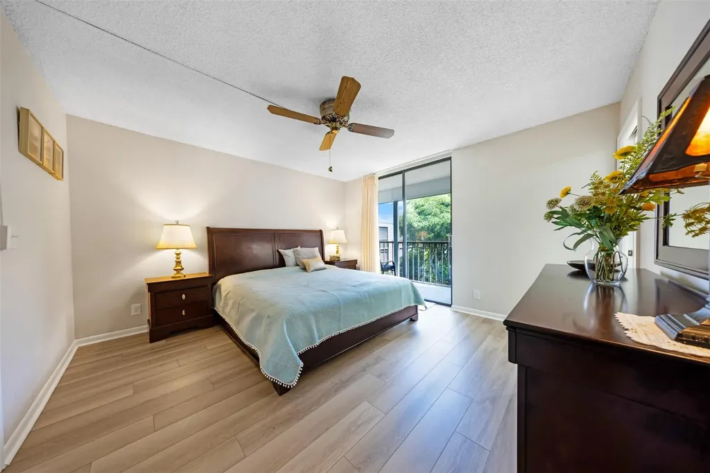 5250 Las Verdes Circle Delray Beach FL 33484
