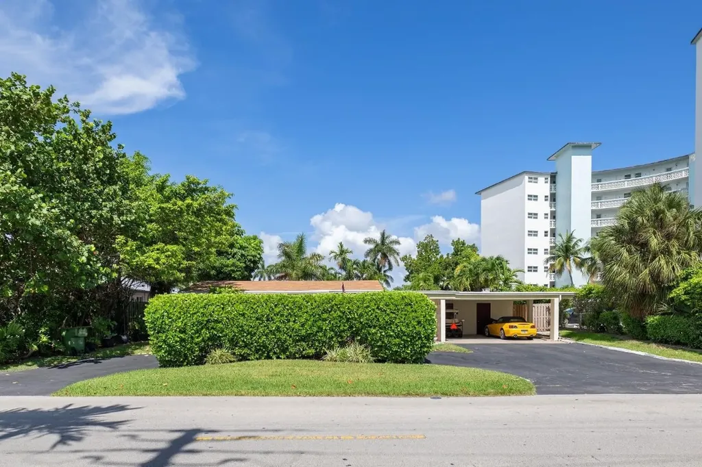 2713 NE 33rd Avenue Fort Lauderdale FL 33308