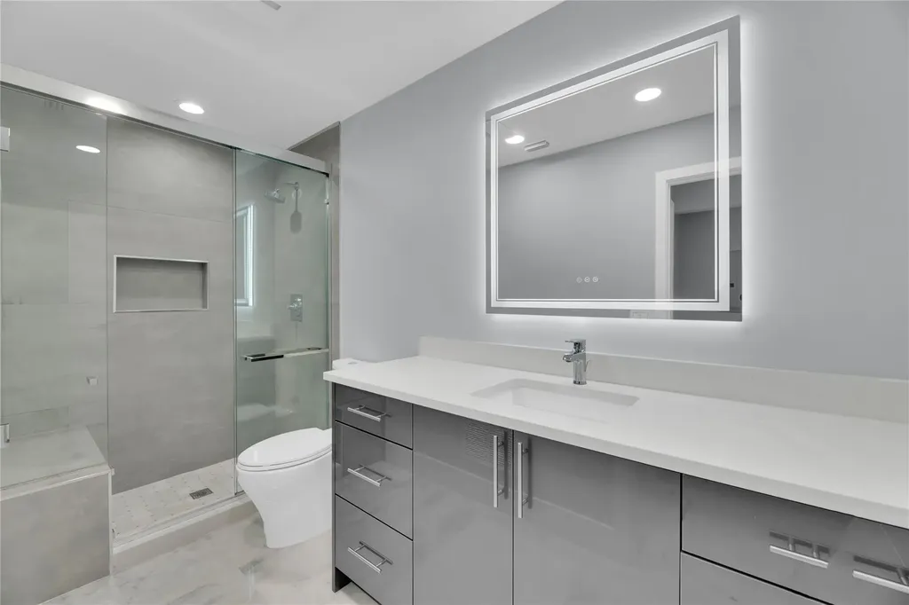 2520 Laguna Terrace Fort Lauderdale FL 33316