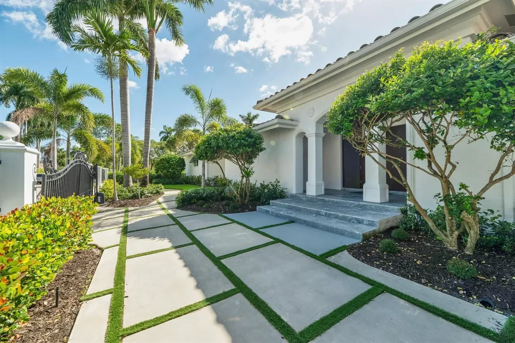 2520 Laguna Terrace Fort Lauderdale FL 33316