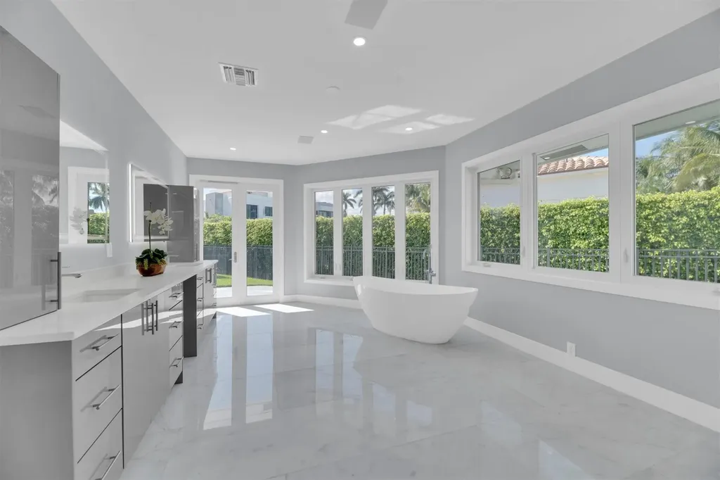 2520 Laguna Terrace Fort Lauderdale FL 33316